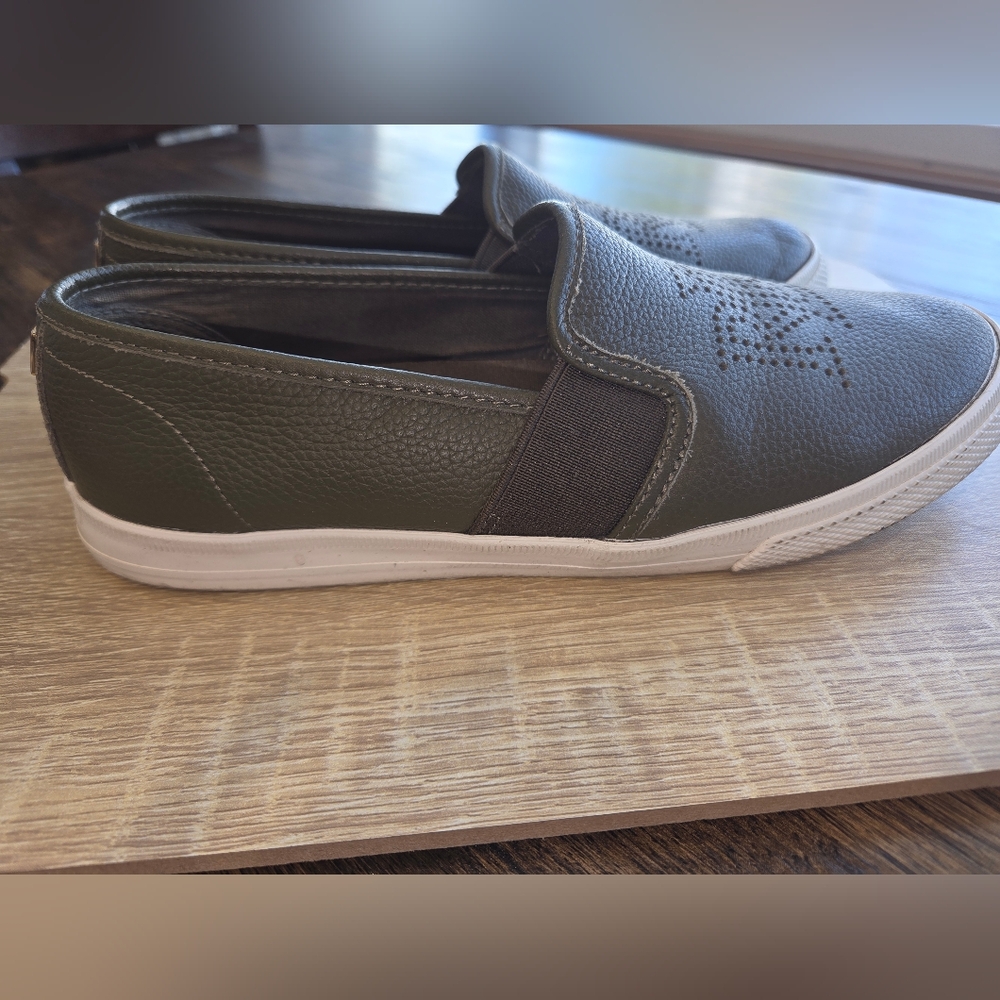Ralph Lauren Olive Green Slip-On‎ Shoes - Picture 4 of 8